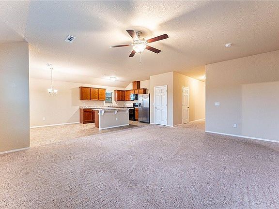 5th image of 6702 SW Pilgrim Rd