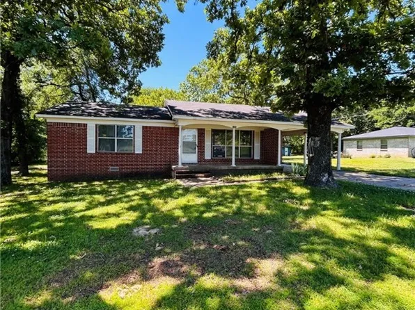 1305 Bugscuffle Rd, Lavaca, AR 72941
