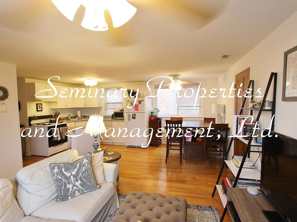 1st image of 3648 N Lakewood Ave APT 3