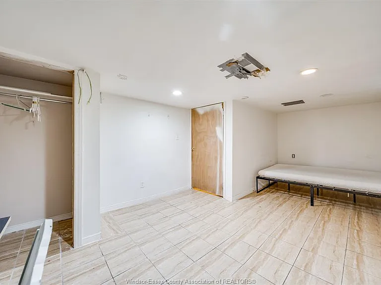 494 Rankin Ave — Photo 27