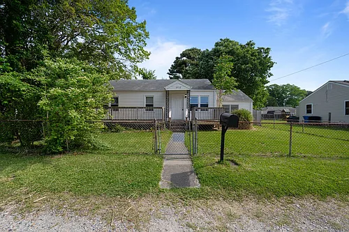 2932 Mars St Photo 1