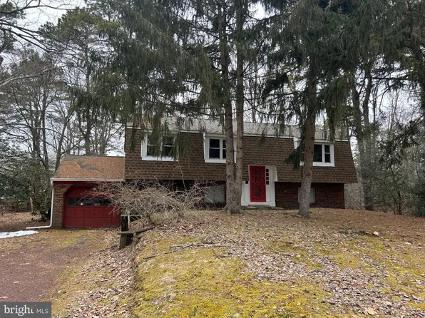 307 Fern Dr, Marlton, NJ 08053