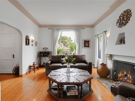 5th image of 2431 S Holt Ave