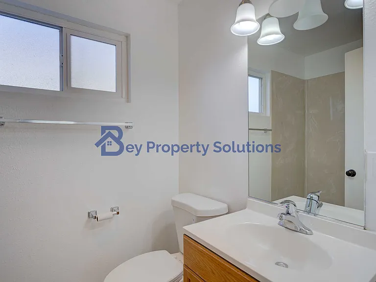 142 S Rena St #H — Photo 19
