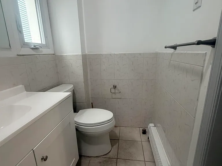124 Winfield Ave #1 — Photo 29