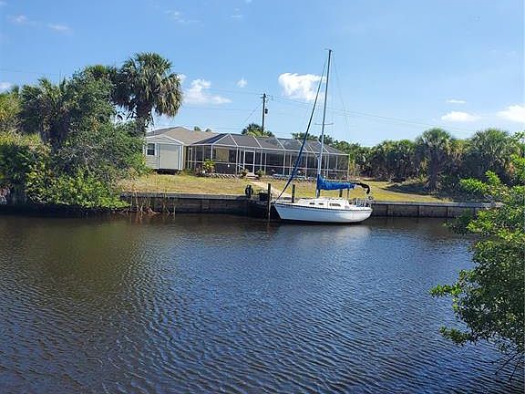 4th image of 17180 Seashore Ave