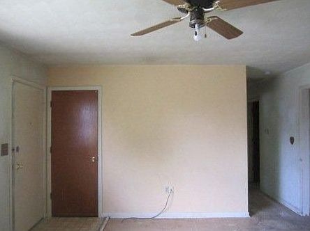3rd image of 4107 Raymond Dr