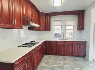 15423 64th Ave FLOOR 1, Flushing, NY 11367