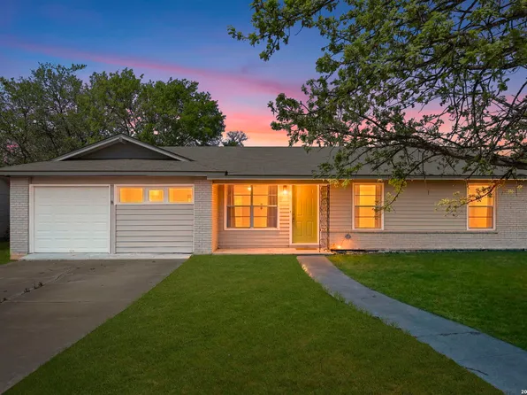 5119 Arrowhead Dr, San Antonio, TX 78228