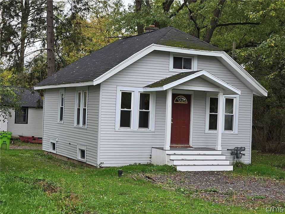 1st image of 56 Salina St