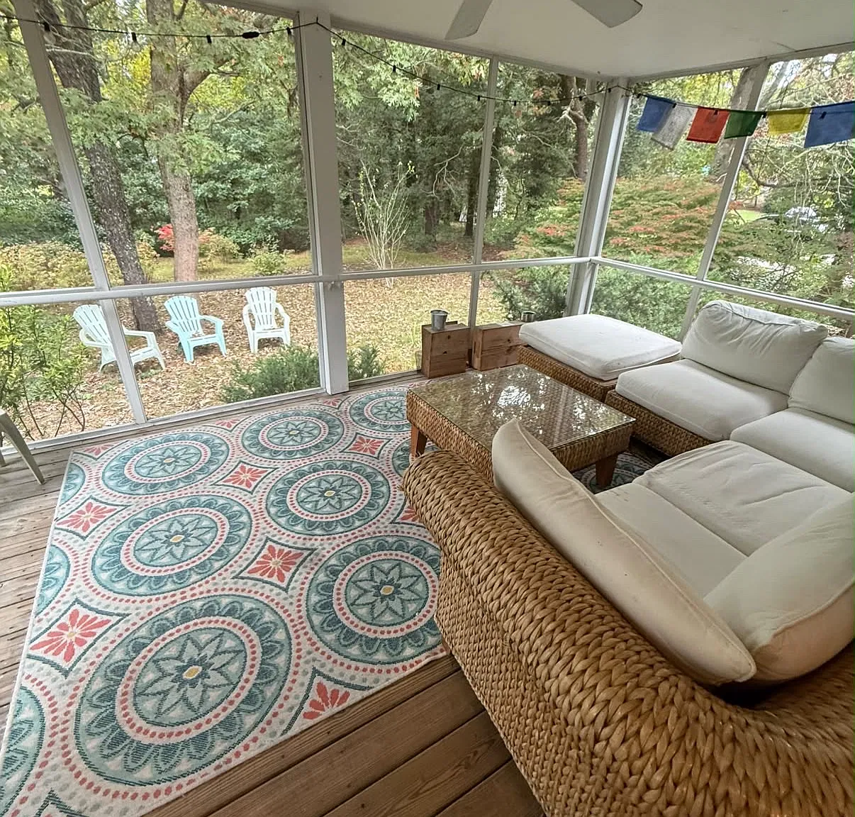 3 bed, 1.5 bath, 1272 sqft, $3,000 — Photo 2