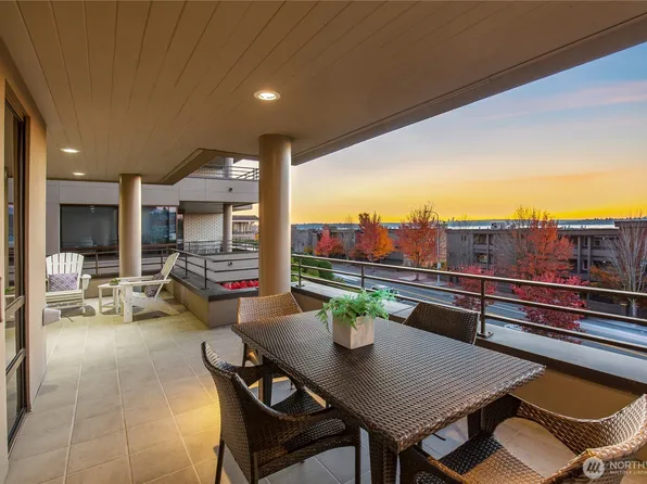 735 1st Street S #103, Kirkland, WA 98033