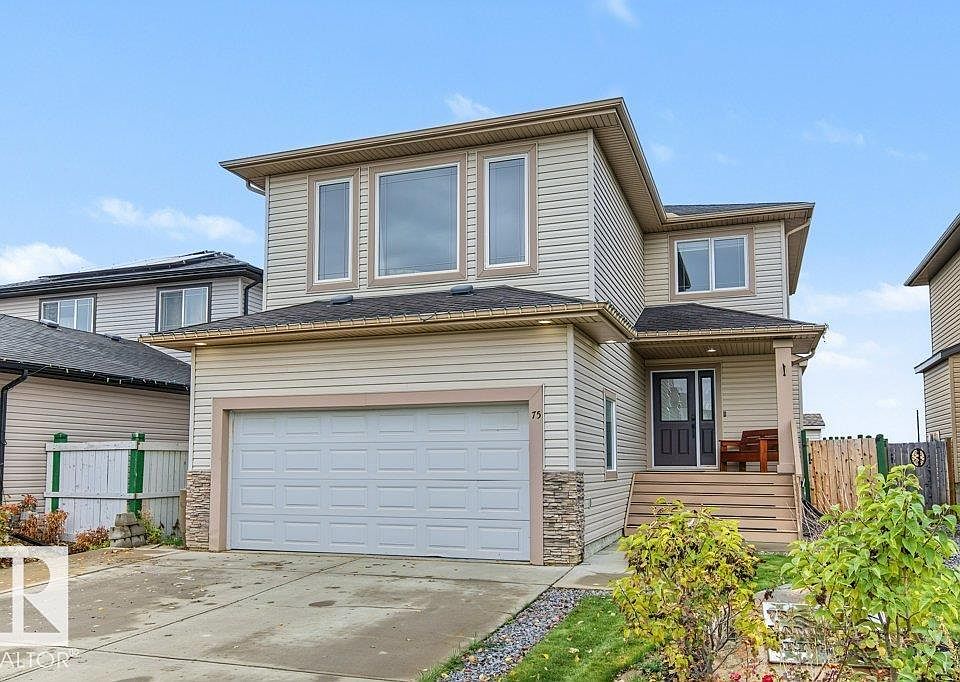 1st image of 75 Lamplight Dr