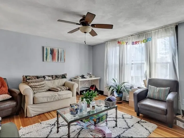 14 Gale St #2 — Photo 3