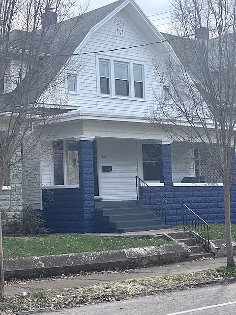 Old Louisville home backing up to Shelby Park in the heart of Old Louisville, freshly painted outside.