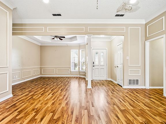 4th image of 3812 Gentle Springs Dr