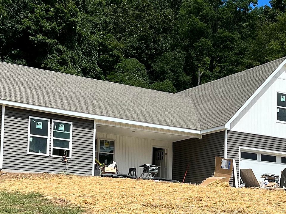 1st image of 3135 Greenway Dr