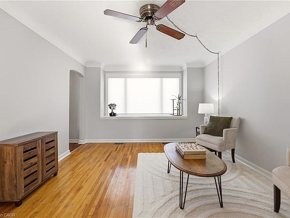 5th image of 151 Rodgers Rd