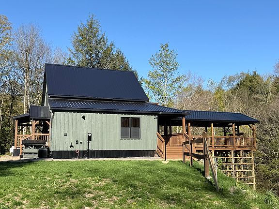 3rd image of 200 Bear View Dr
