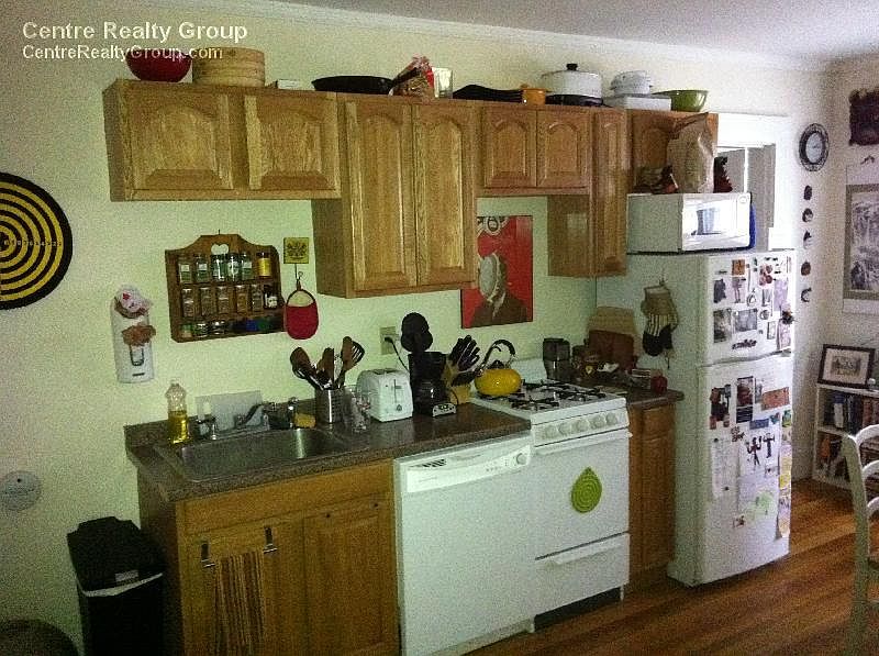 2nd image of 1612 Commonwealth Ave #6