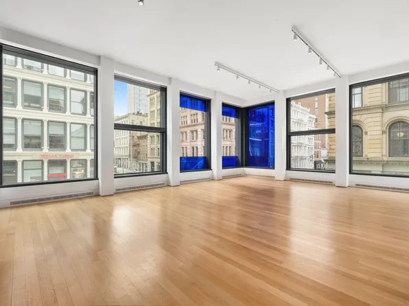 40 Mercer Street image 1 of 13