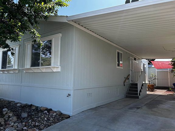 3rd image of 13331 Casa Vista St #99