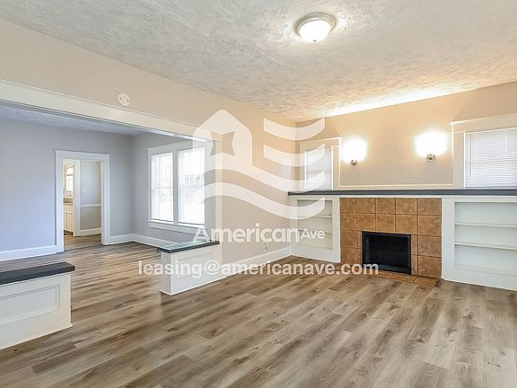 1434494_003_living_room_14113528.jpg