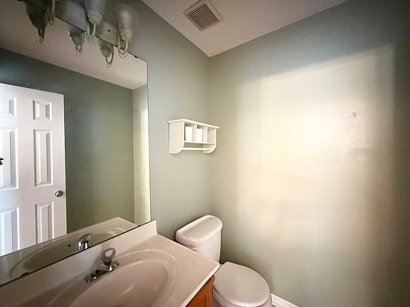 5th image of 8630 Sanderling Dr