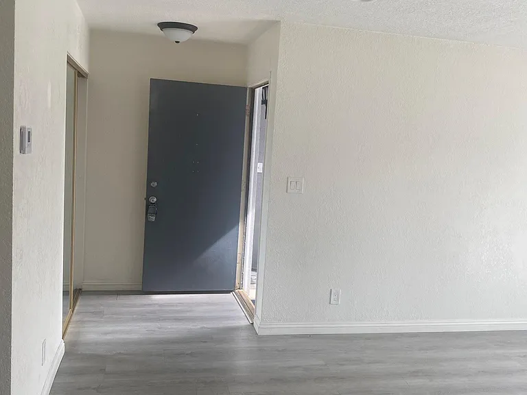 1250 S Brookhurst St #2025 — Photo 2