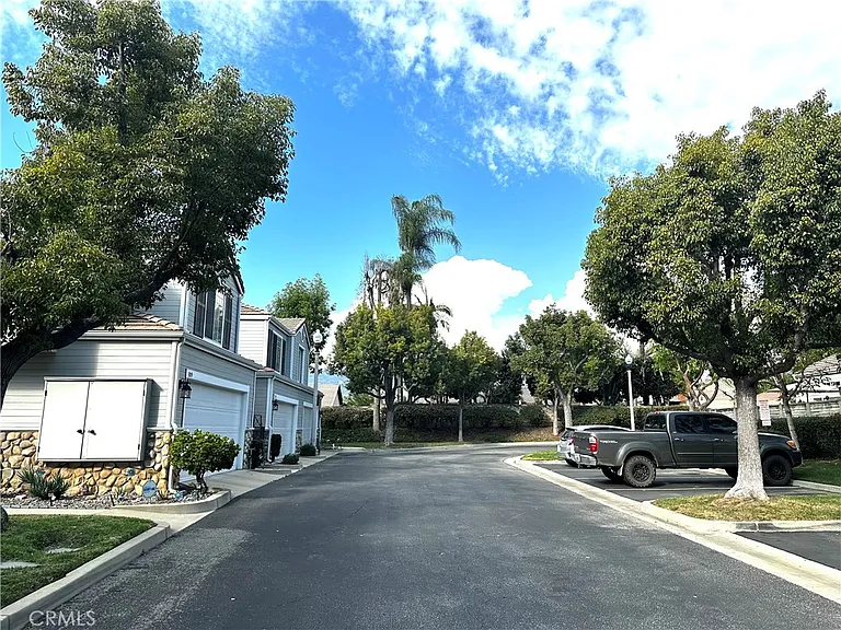 317 Pony Express Rd — Photo 10