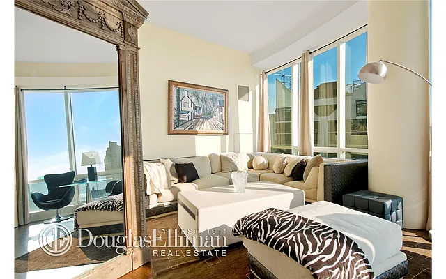 Sold by Douglas Elliman | media 14