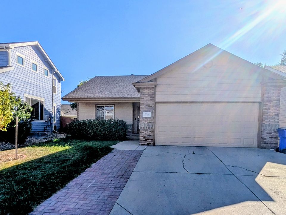 1st image of 843 Bluegrass Way