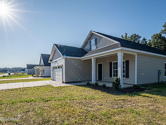 3rd image of 3327 School View Drive