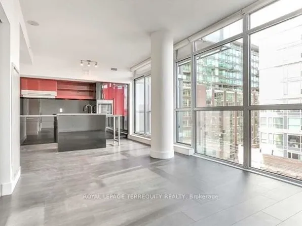 39 Sherbourne St #609, Toronto, ON M5A 0L8