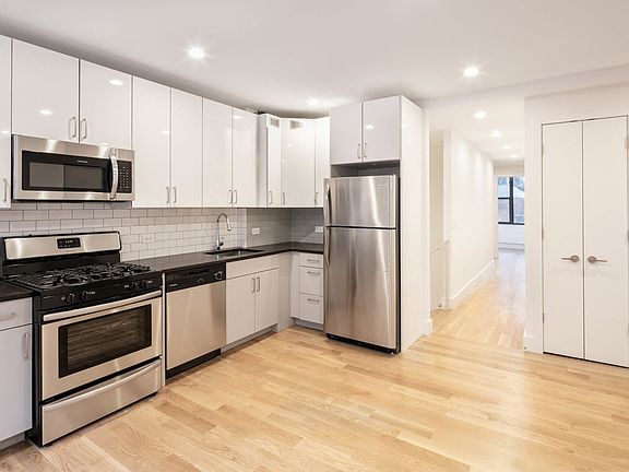 4th image of 15 W 119th St #1B