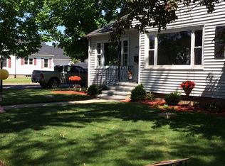 1820 17th Ave, Menominee, MI 49858