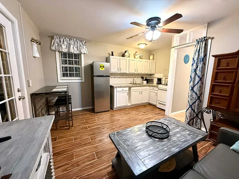 4441 E Big Valley Dr #6 — Photo 6