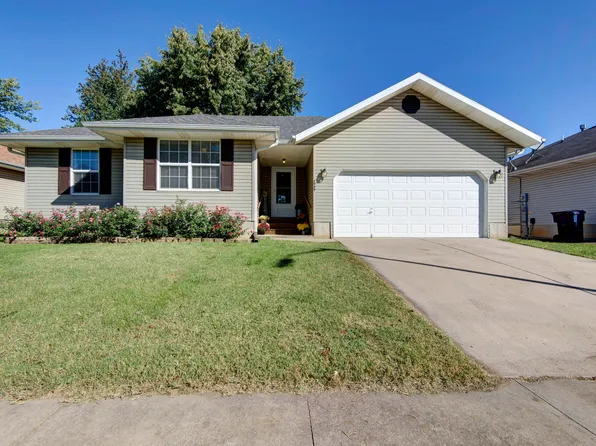 2949 W Melbourne Street, Springfield, MO 65810