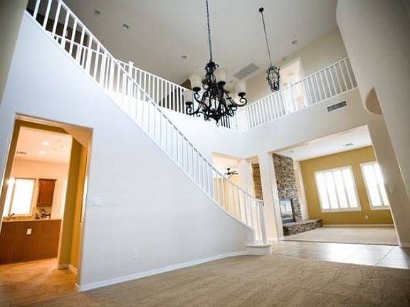 GORGEOUS OPEN STAIRCASE
