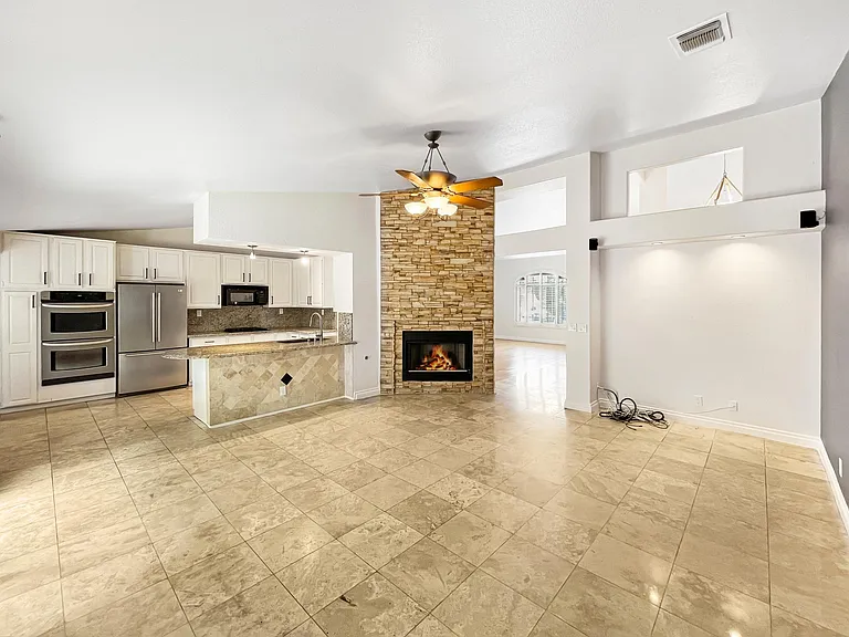 9904 Barrier Reef Dr — Photo 11