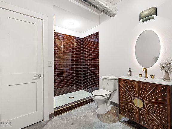5th image of 436 Harrison Ave #14