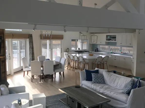 9 Coolidge Rd, Montauk, NY 11954