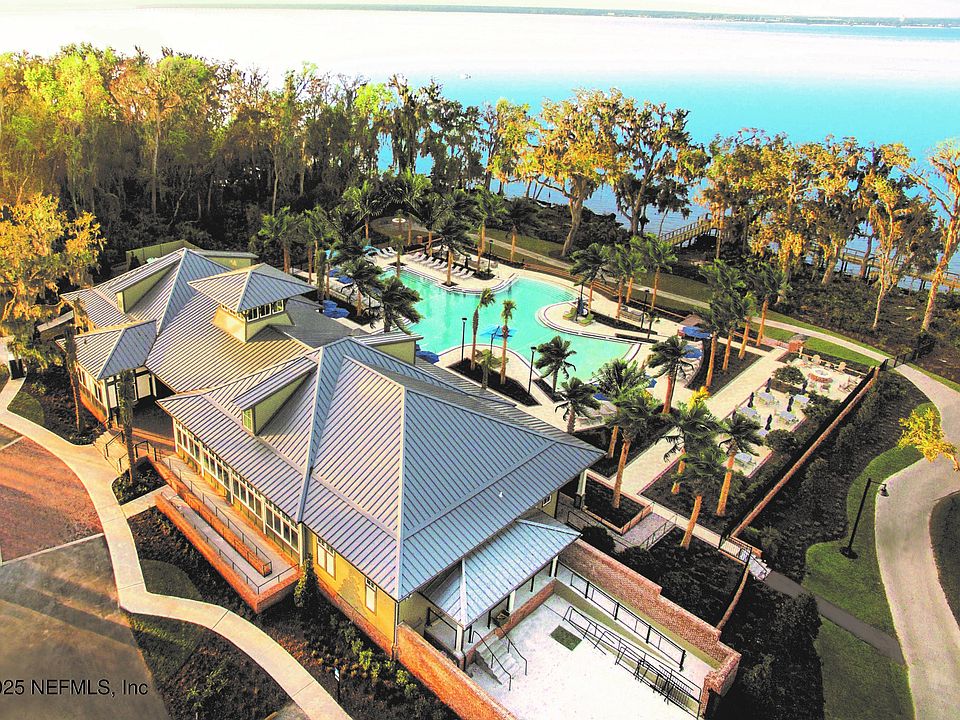 1st image of 204 HOLLY CREEK Drive