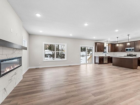 5th image of 1007 Misty Meadow Blvd