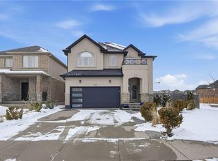 163 Garinger Cres, Hamilton, ON L0R 1C0