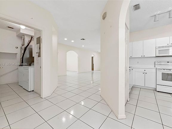 4th image of 7874 Laina Ln APT 1