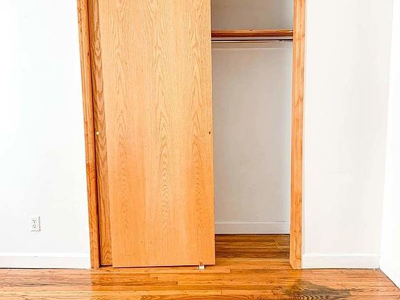 5th image of 361 E 10th St #42A