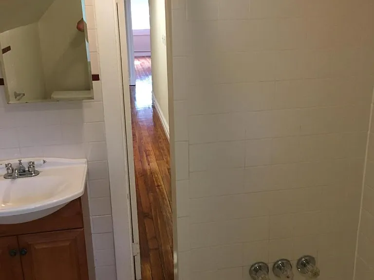 109 Grayling Ave #3 — Photo 7