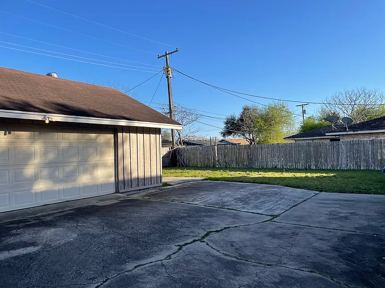 4830 French Dr — Photo 7