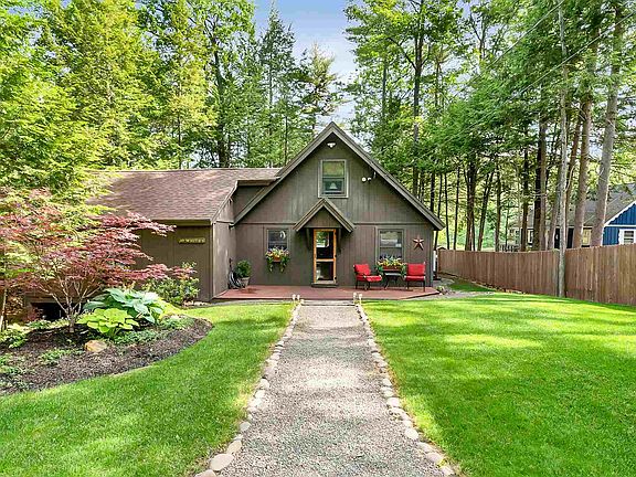 4th image of 14 Covewood Dr